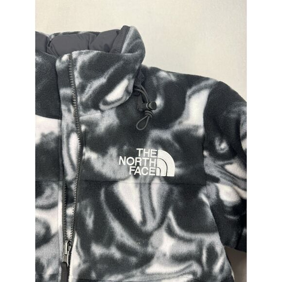 The North Face Women’s 2000 Polar Nuptse Jacket Fleece Black/White NWT Medium - Picture 5 of 8